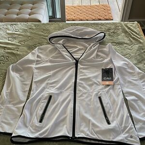 CALI Sport ~ Size Large